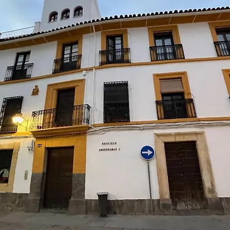 Patio De La Corredera Apartment *