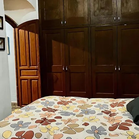 Patio De La Corredera Apartment